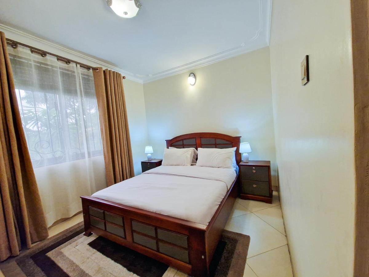 Eric Wilkins Aparthotel Lubowa