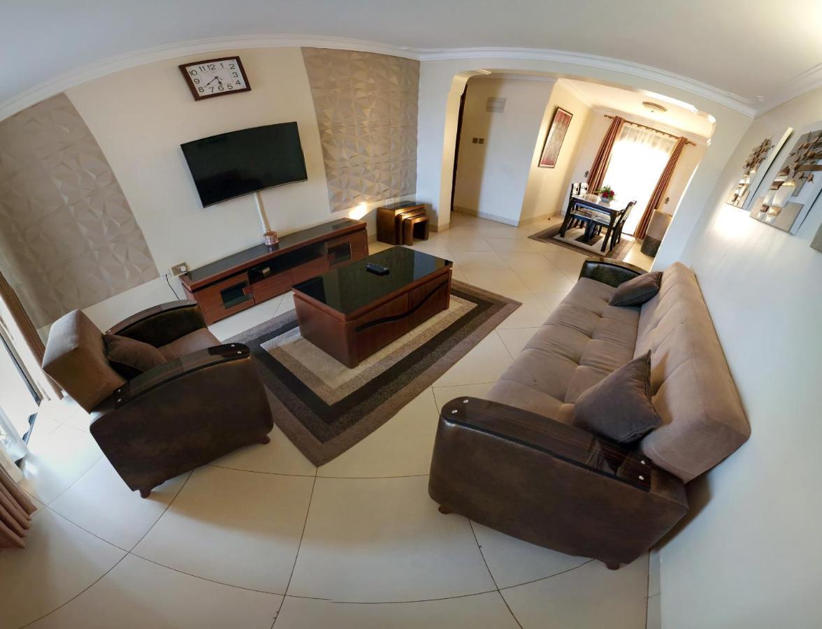 Aparthotel Eric Wilkins 3*