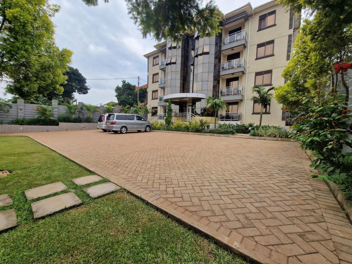 Aparthotel Eric Wilkins 3*