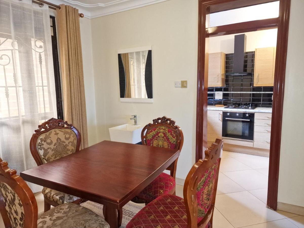 Eric Wilkins Aparthotel 3*