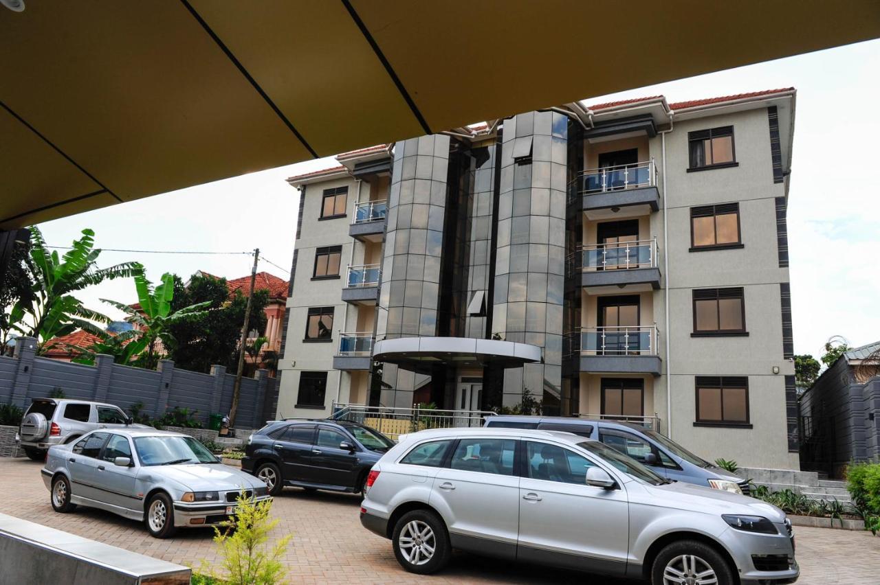Aparthotel Eric Wilkins 3*